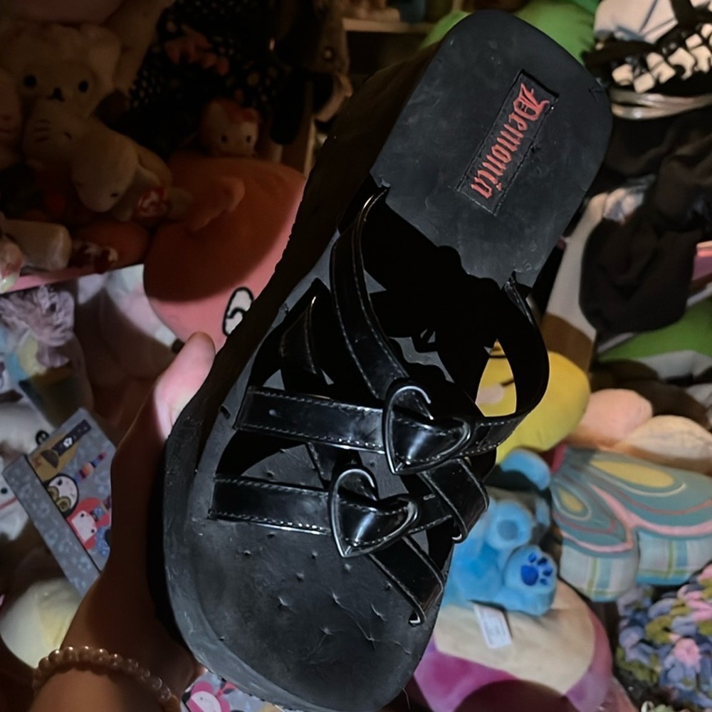 Shoes and halster for hot topic shoes!!